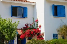 Tener una casa de estilo mediterráneo en la ciudad (Demo)